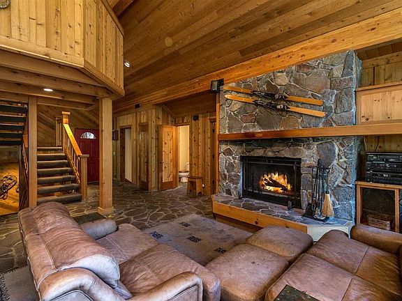2nd image of 2031 Bear Creek Dr