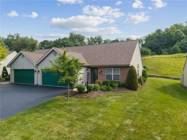 227 Saddlebrook Dr, Indiana, PA 15701