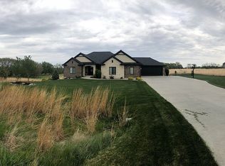 17620 Prairie Vista Dr, Roca, NE 68430