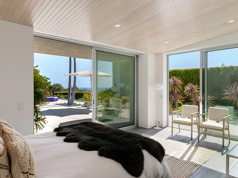 27044 Sea Vista Dr — Photo 34