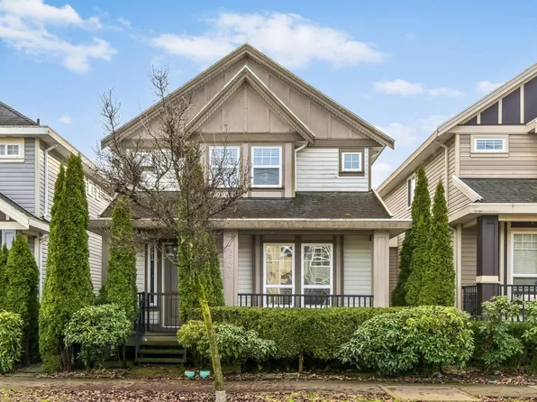 19478 72nd Ave, Surrey, BC V4N 5Z4