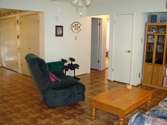2nd image of 442 Fernwood Dr