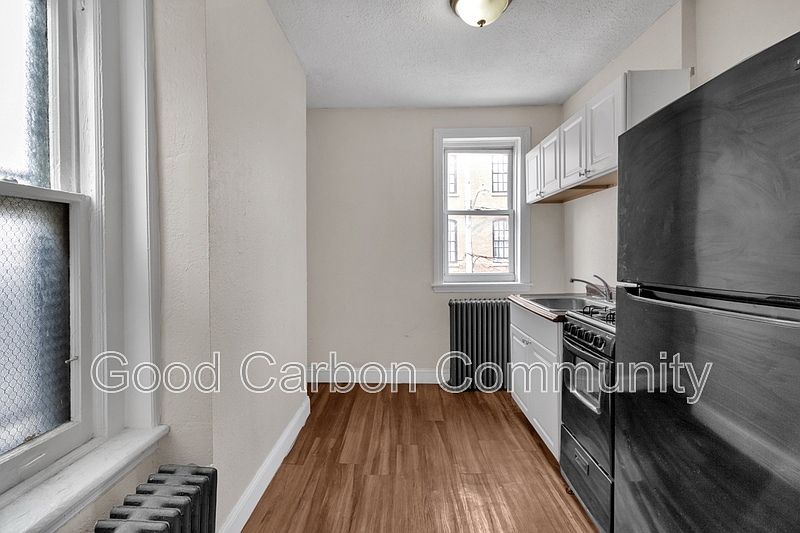 1st image of 430 Delaware Ave #208