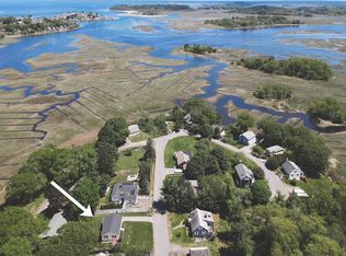 24 Island Park Rd, Ipswich, MA 01938