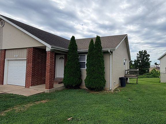 2nd image of 13895 Trinity Cir #A