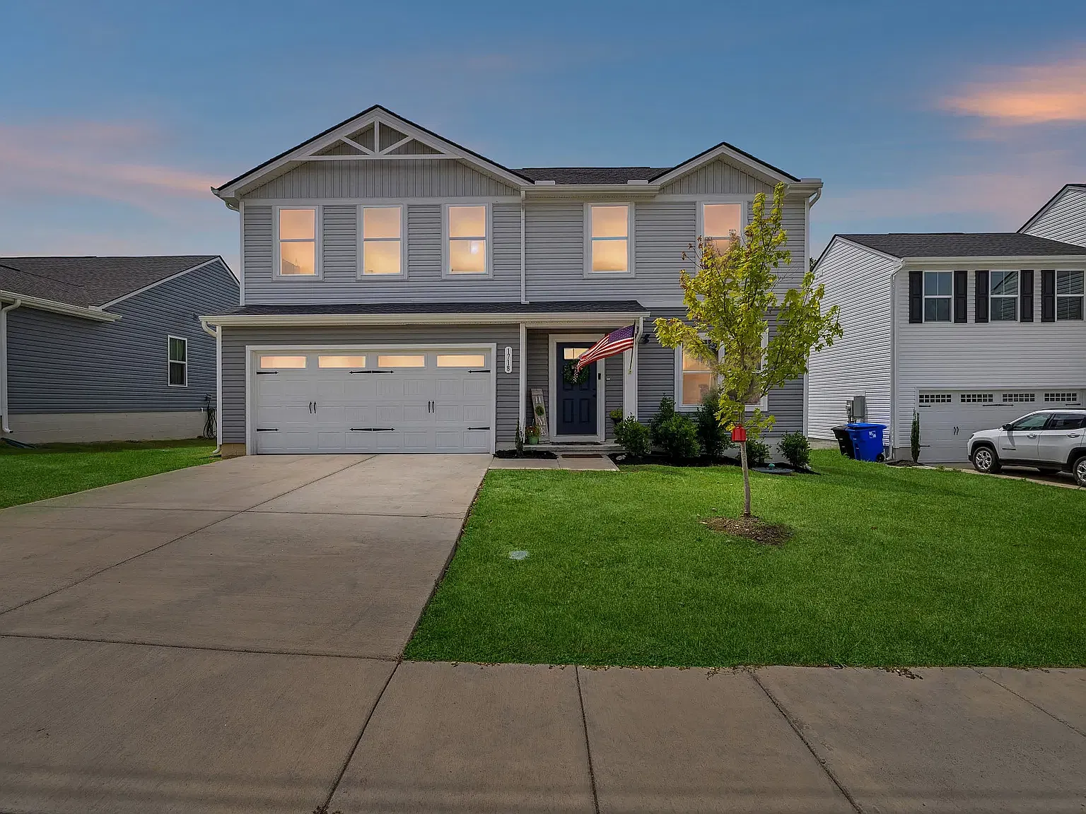 4 bed, 2.5 bath, 1927 sqft, $2,400 — Photo 1