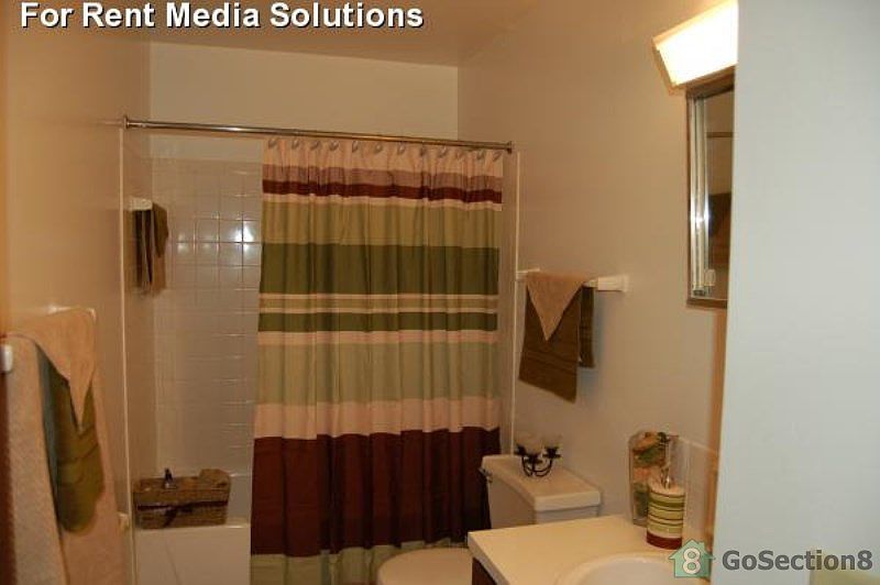 1st image of 4002 Newburgh Dr APT C