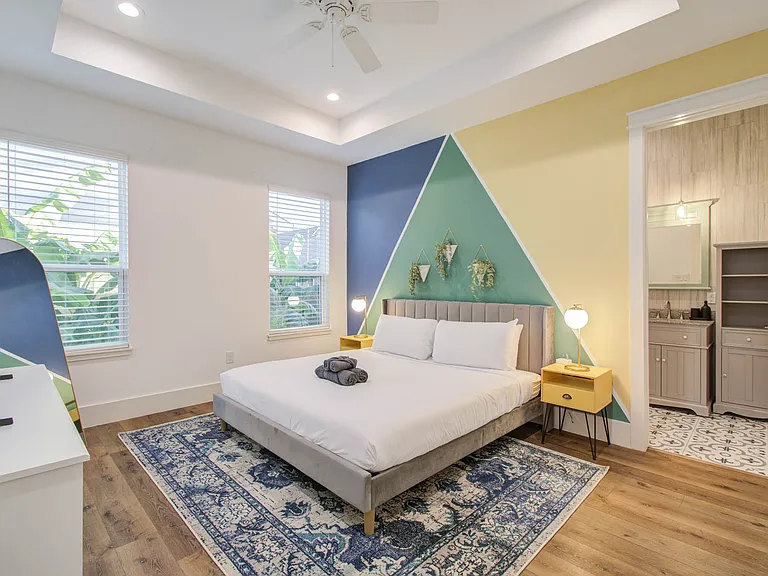 410 James St — Photo 17