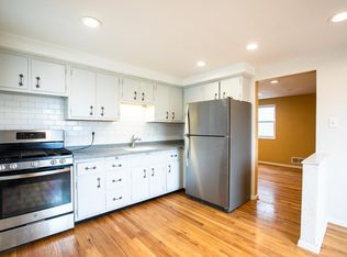 3116 Pioneer Ave #2, Pittsburgh, PA 15226