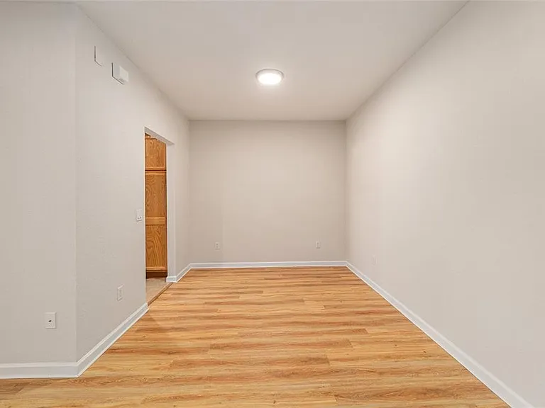 4570 SW 52nd Cir #107 — Photo 11