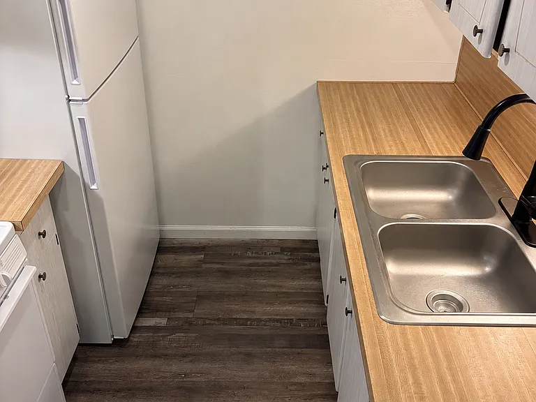 26780 Joy Rd #6 — Photo 8