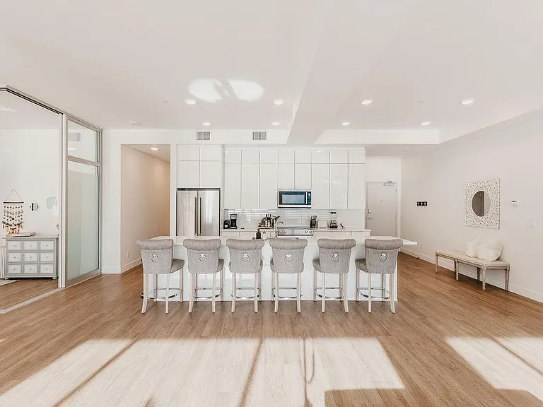 1232 Ellis St #1402 — Photo 12