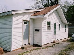 1183 W Oakland Ct, Decatur, IL 62522