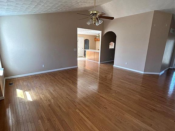 5th image of 1612 Wilderness Point