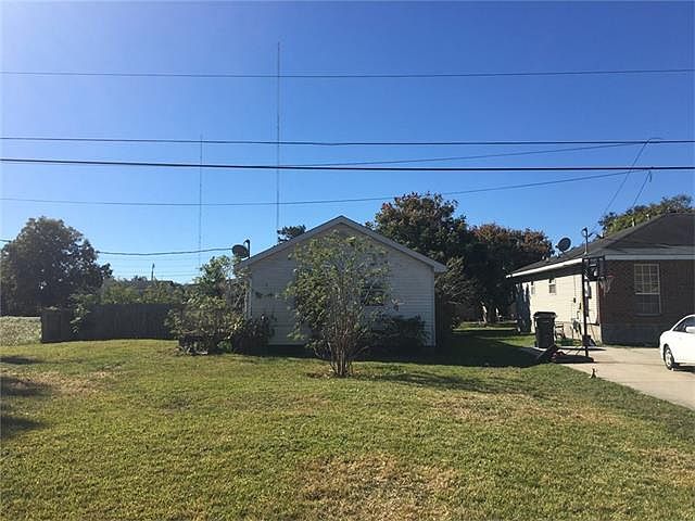 1st image of 2519 Memorial Park Dr