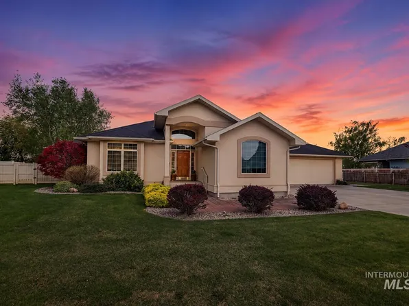 389 Greenbrier Dr, Heyburn, ID 83336