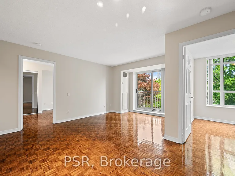 515 Rosewell Ave #312 — Photo 3