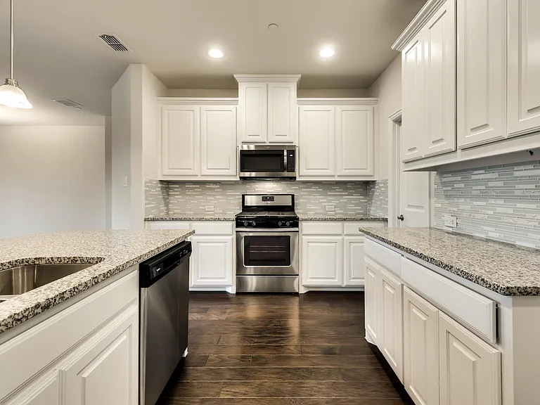 1245 Wiltshire Dr — Photo 12