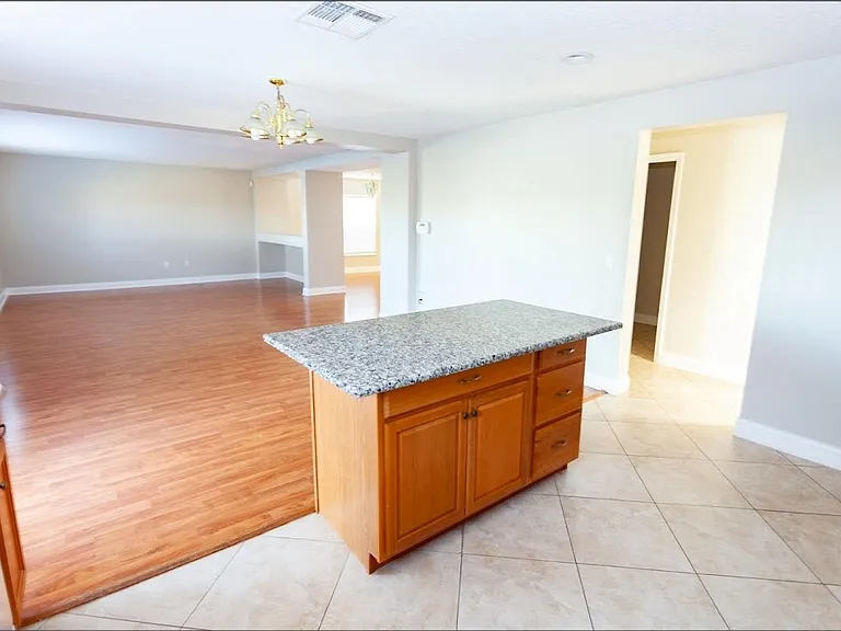 12827 Oulton Cir — Photo 11