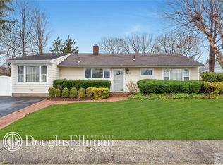 23 Bluebird Dr, Syosset, NY 11791