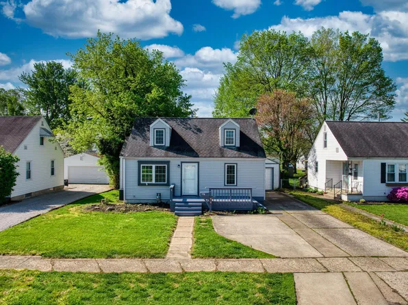 989 Davis Ave, Newark, OH 43055