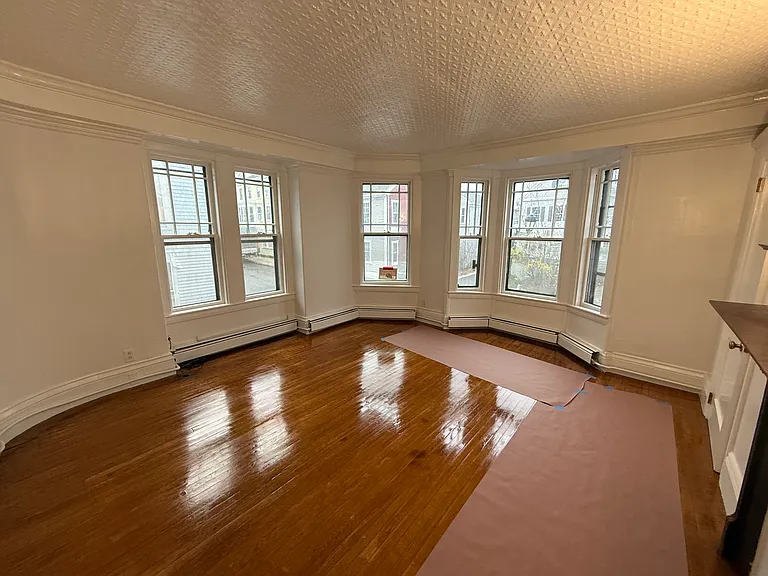 25 Leyden St #2 — Photo 9