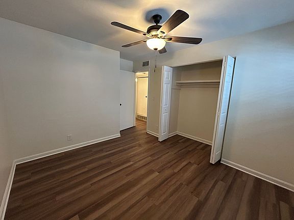3rd image of 2100 Murray Ave #4