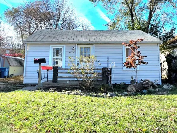 1374 Nichols St, Lorain, OH 44053