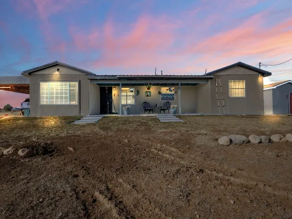 580 Torreon Heights Rd E, Estancia, NM 87016