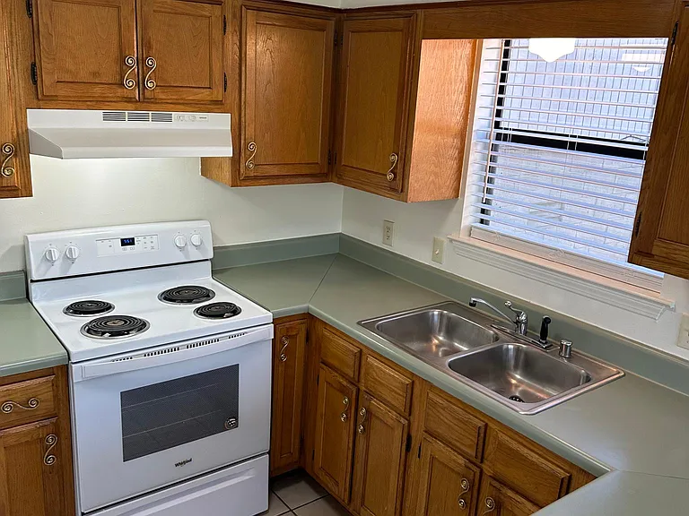 31 Vantage Dr — Photo 4
