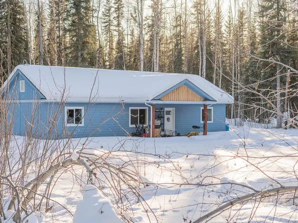 3378 Montana Cir, North Pole, AK 99705