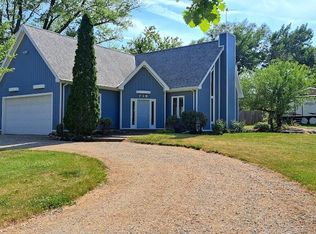 719 East Blvd, McHenry, IL 60051