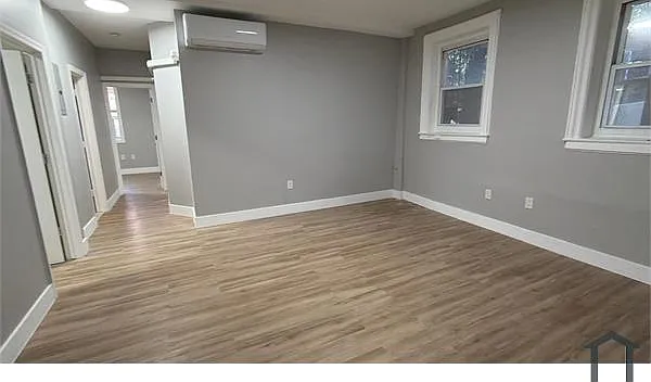 3 bed, $3,373 — Photo 3