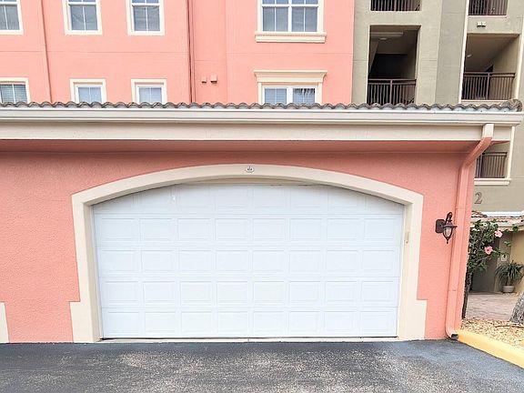 5th image of 424 Luna Bella Ln W #414