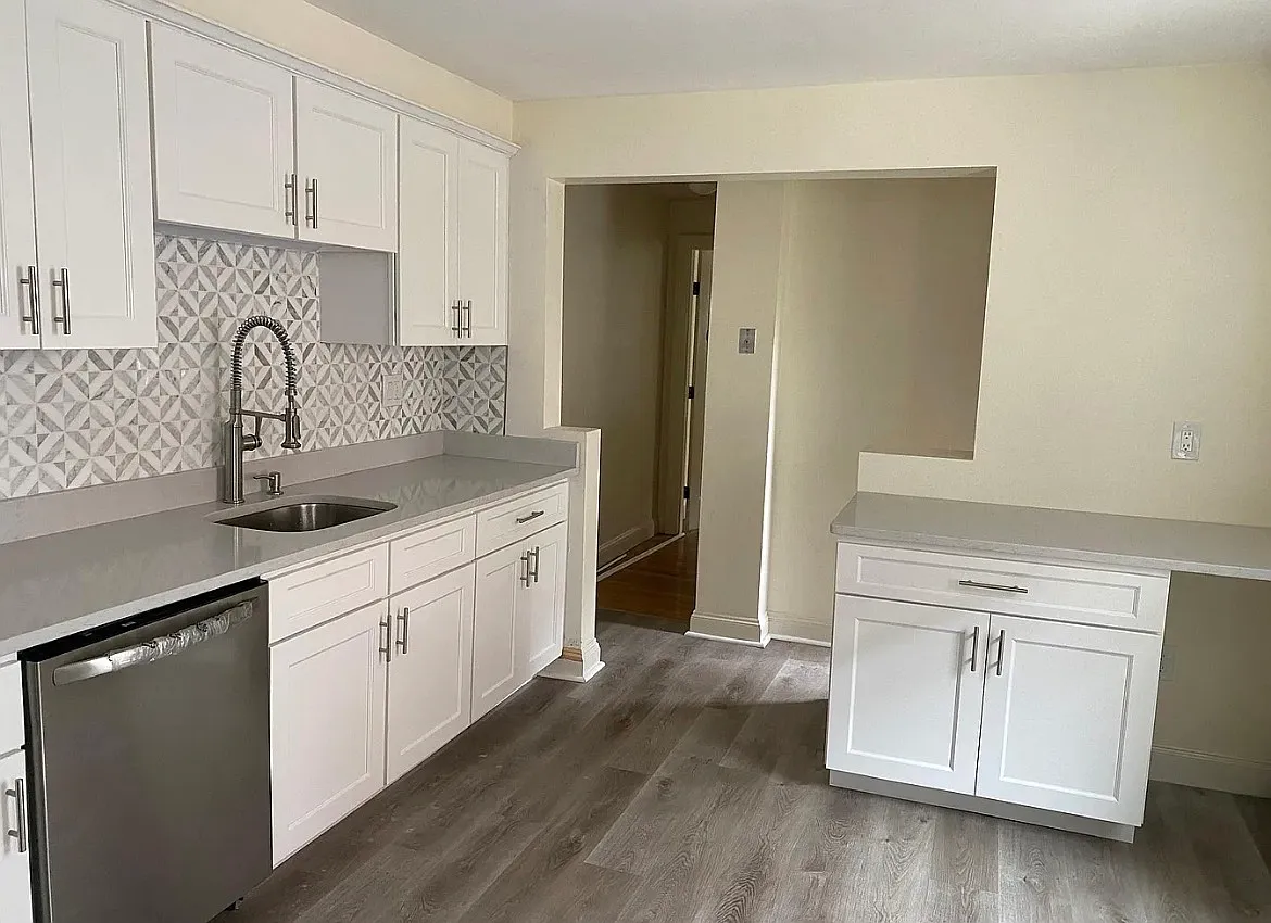 1 bed, 1.5 bath, 1000 sqft, $3,600 — Photo 3