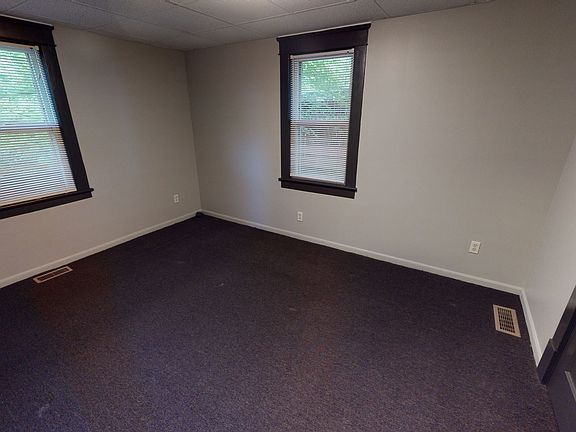 2nd image of 549 Pine St #1015