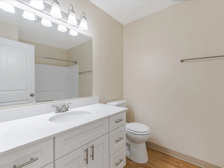 Cascade Woods Apartments — Photo 61