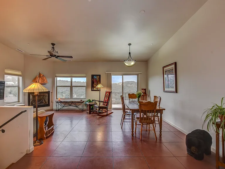 210 Jacob Ln — Photo 16