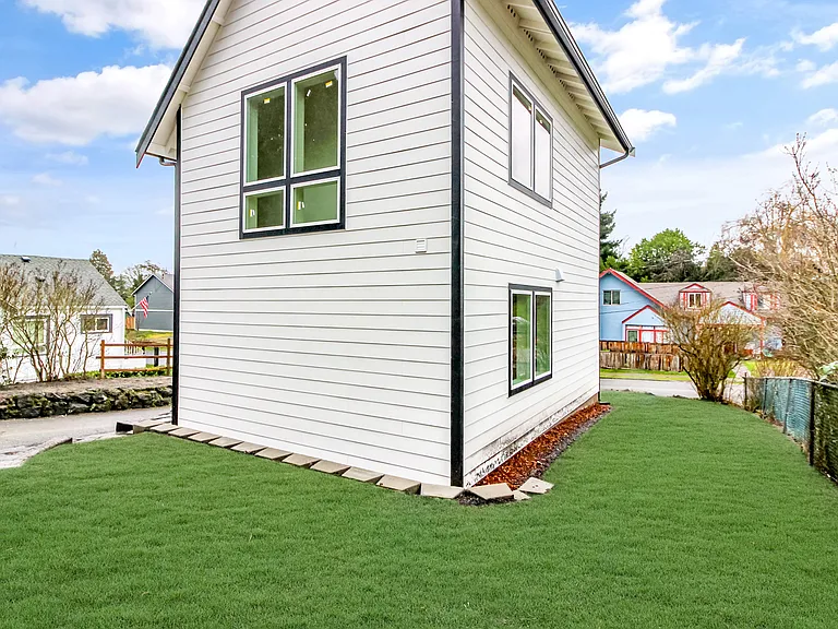 1117 Veneta Ave — Photo 23