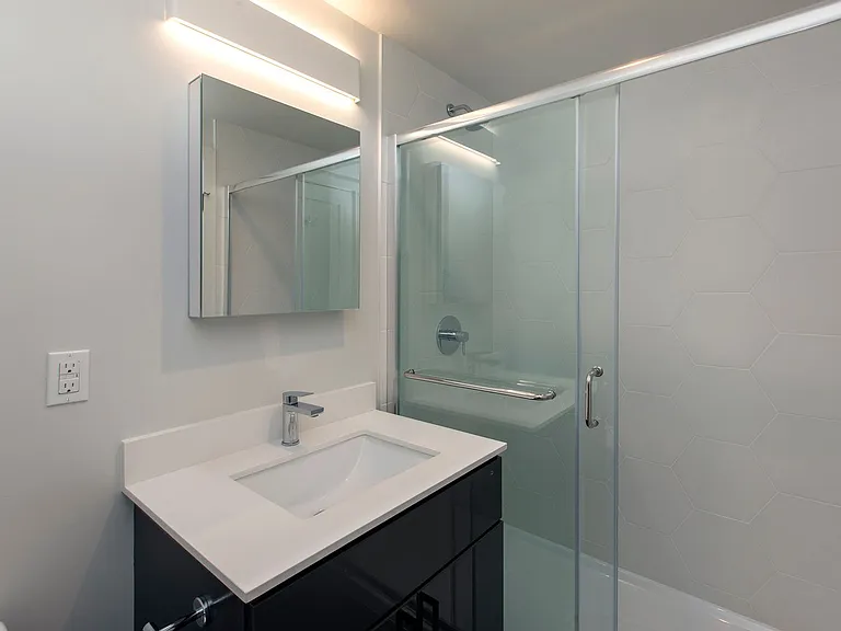 839 Broderick St #890R — Photo 18