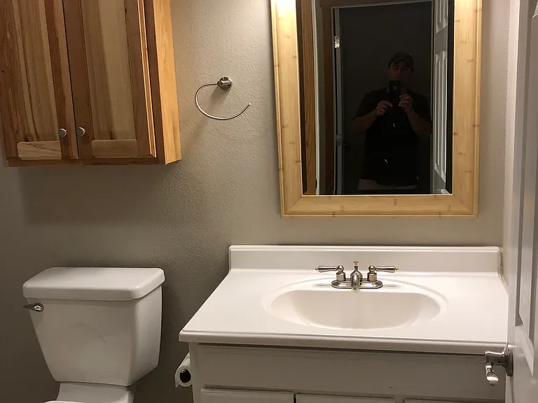 4302 Penguin St — Photo 11