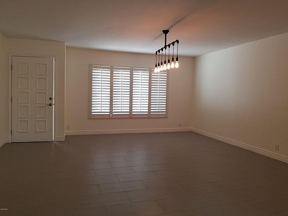 5th image of 5002 E Columbine Dr