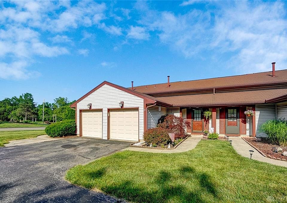 1st image of 28 Highpoint Dr