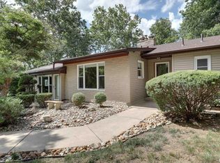 2305 S 24th St, Quincy, IL 62305