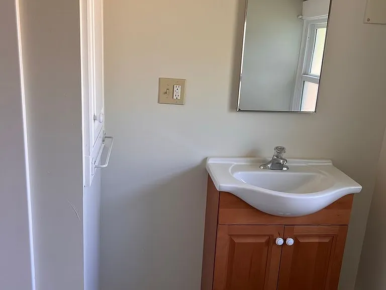 1455 NW Harrison Blvd — Photo 23