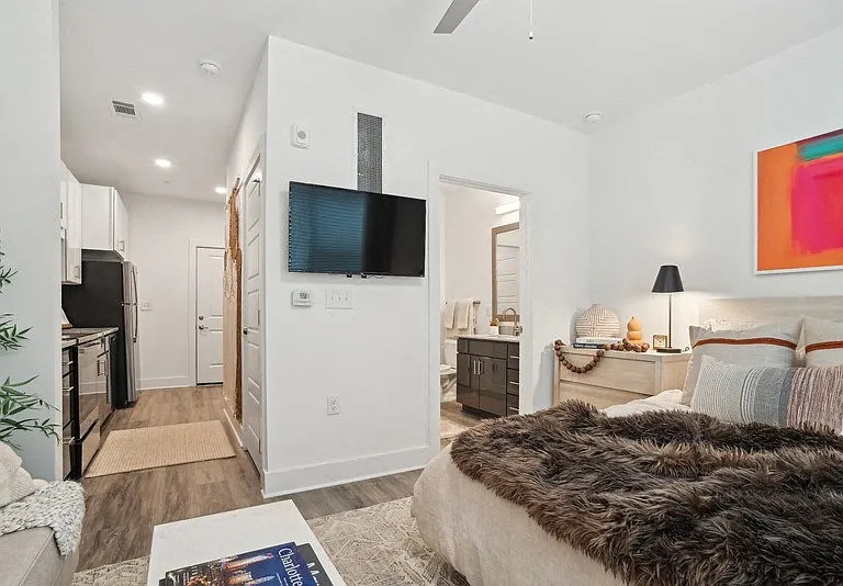 Link Apartments Montford — Photo 44