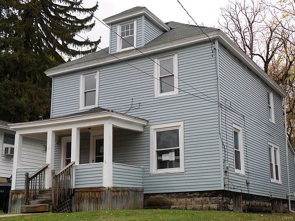 2nd image of 126 Charmouth Dr