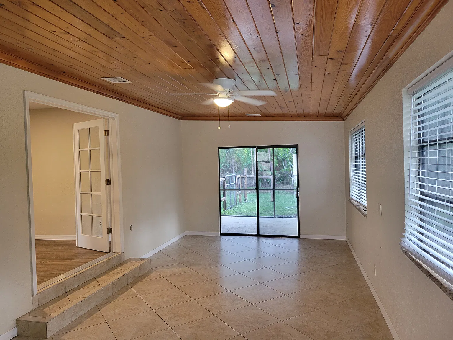 3 bed, 1265 sqft, $3,600 — Photo 3