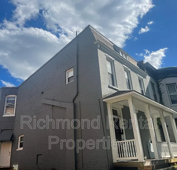 3 N Harvie St #4 — Photo 1