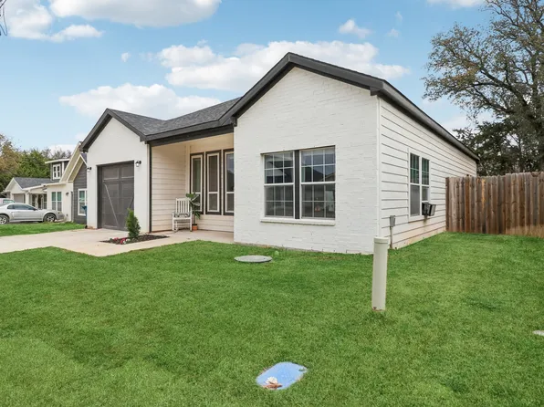 5719 Barkridge Dr, Granbury, TX 76048